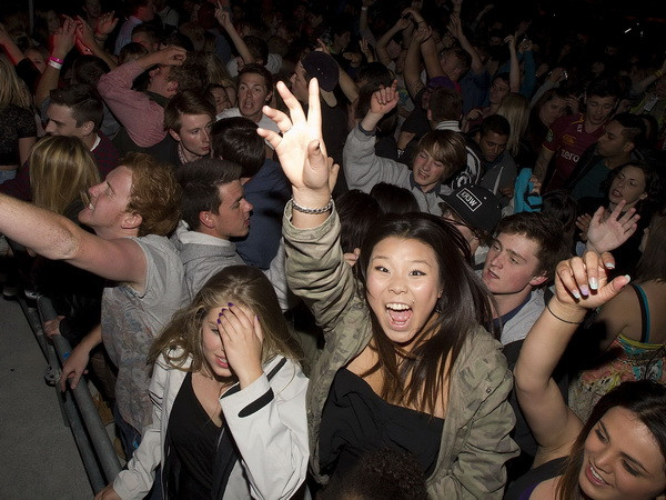 Cấm không được bày tỏ vui mừng chào đón Năm Mới ảnh 1