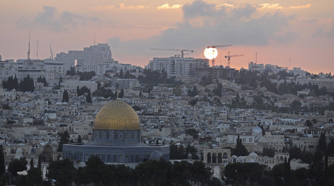 Bé trai người Nga phát hiện kho báu 3.000 năm tuổi thời vua David ảnh 1