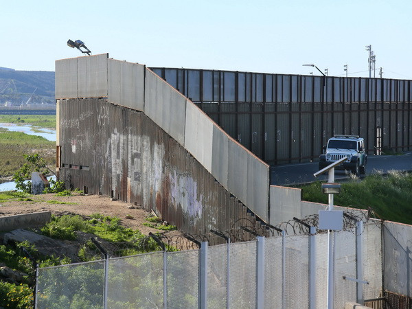 Số người nhập cư trái phép bị bắt tại Mỹ tăng gần 40% ảnh 1