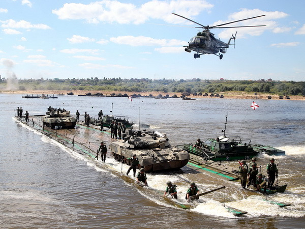 Quân đội Nga triển khai diễn tập bắn đạn thật tại Armenia ảnh 1