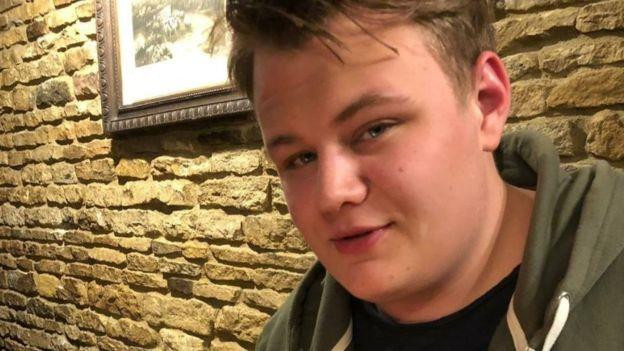 Vợ nhà ngoại giao Mỹ bị tình nghi gây ra tai nạn chết người tại Anh ảnh 1