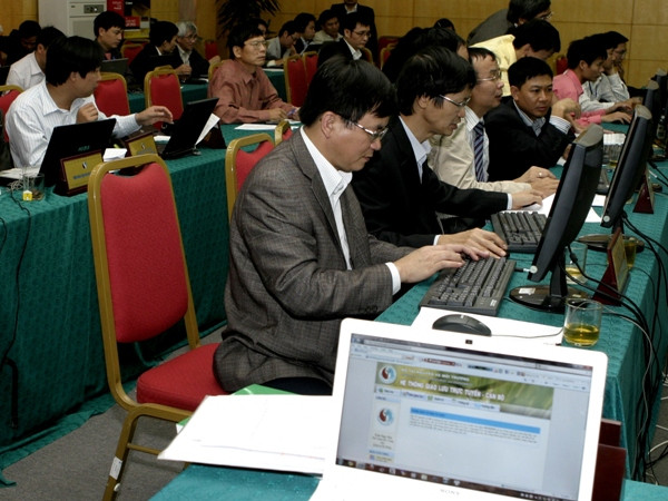 Bộ Tài nguyên & Môi trường đối thoại trực tuyến với dân ảnh 1