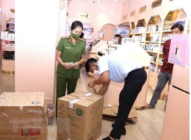Tăng cường chống buôn lậu, gian lận thương mại hàng dược, mỹ phẩm ảnh 1