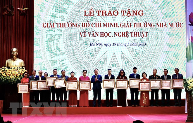 Bộ Tài chính báo cáo việc chậm chi trả Giải thưởng Nhà nước về Văn học ảnh 1