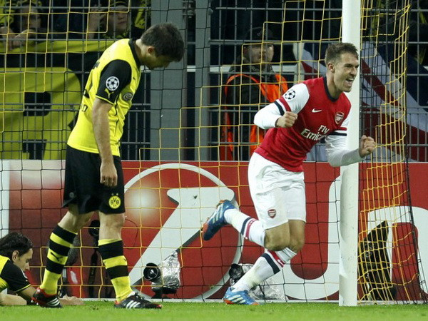 Tin tối 8/11: Ramsey hâm nóng "đại chiến" M.U-Arsenal ảnh 1