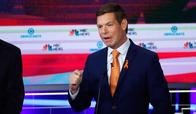 Bầu cử Mỹ 2020: Ứng cử viên đảng Dân chủ đầu tiên dừng cuộc đua ảnh 1