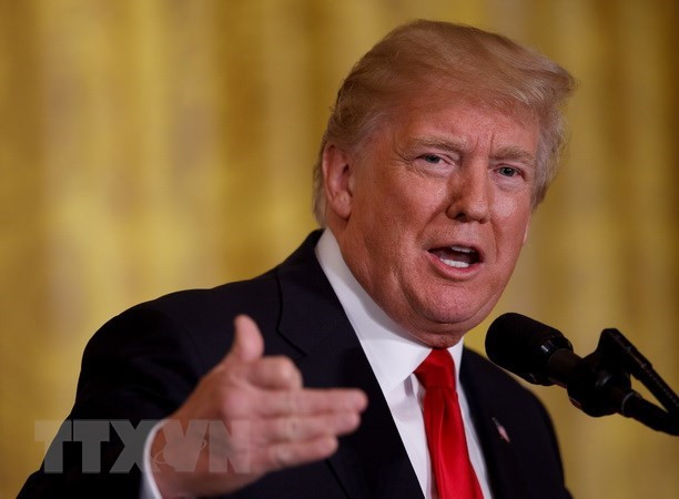 Ông Trump ký thành luật dự luật cho phép các quan chức tới Đài Loan ảnh 1