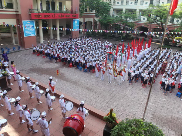 Tiết trời Thu dịu mát trong ngày khai giảng năm học mới ảnh 1