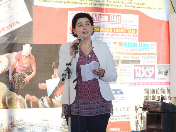 Báo Nhân dân khai trương gian trưng bày tại Hội báo Nhân đạo Pháp ảnh 2