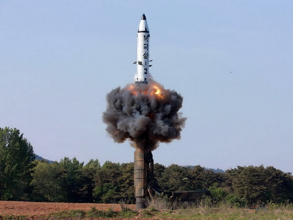 Bộ trưởng Quốc phòng Australia, Nhật, Mỹ thảo luận về Triều Tiên ảnh 1