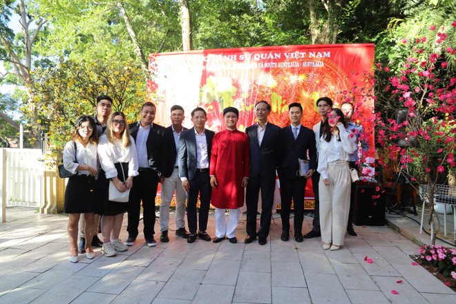 Người Việt tại Anh và Australia gìn giữ nét văn hóa Tết truyền thống ảnh 3