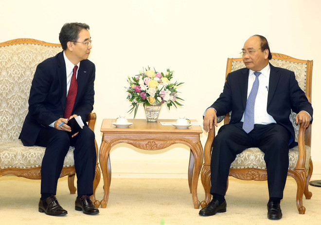 Thủ tướng Nguyễn Xuân Phúc tiếp Tổng giám đốc Doosan Vina ảnh 1