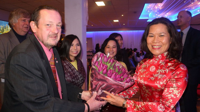 Rực rỡ sắc màu Tết cộng đồng tại Hà Lan, Bỉ và Tây Ban Nha ảnh 1