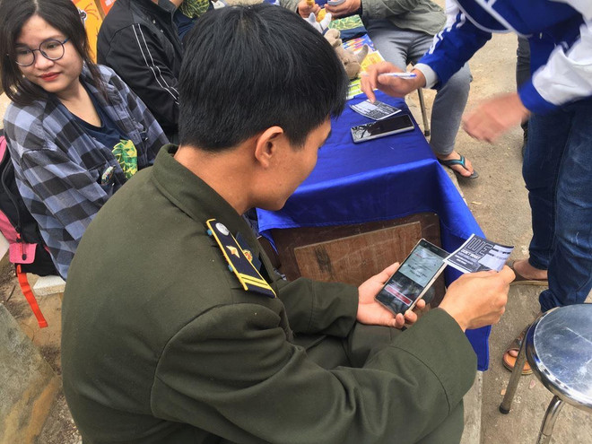 Hơn 6.300 chữ ký ủng hộ chiến dịch nói không với sừng tê giác Nam Phi ảnh 5