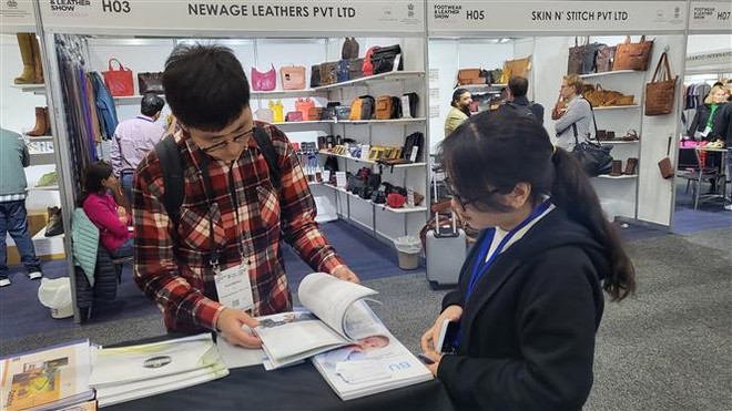 Tận dụng công nghệ phát triển ngành da giày trong bối cảnh mới ảnh 2