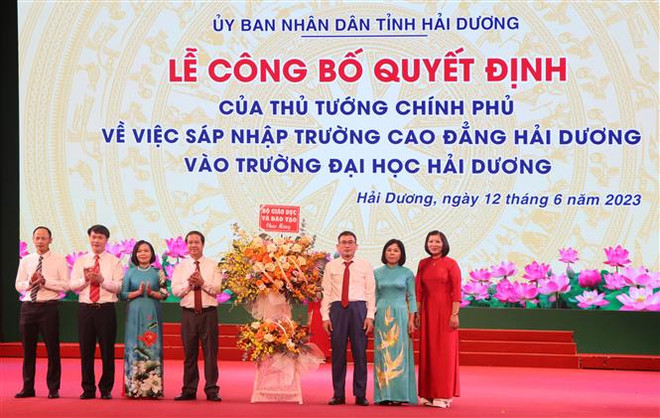 Sáp nhập Trường Cao đẳng Hải Dương vào Trường Đại học Hải Dương ảnh 1