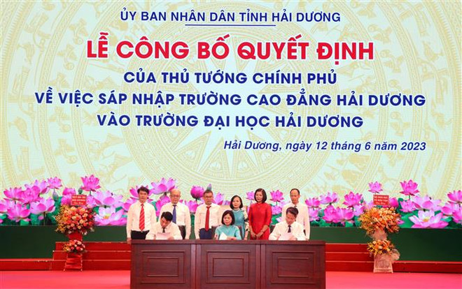 Sáp nhập Trường Cao đẳng Hải Dương vào Trường Đại học Hải Dương ảnh 2