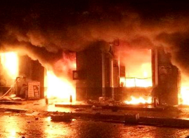 Thái Lan: Hỏa hoạn thiêu rụi các gian hàng của người Việt ảnh 1