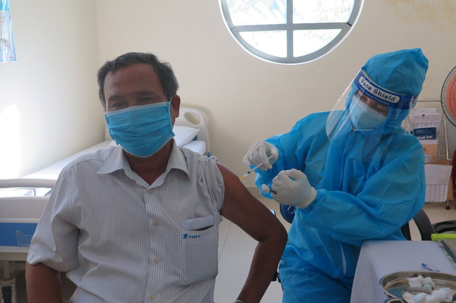 Đồng Nai: Huy động y tế tư nhân để đẩy nhanh tiến độ tiêm vaccine ảnh 1