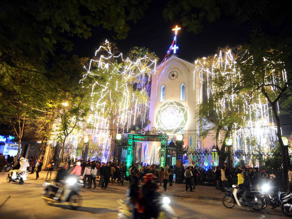 Chúc mừng các chức sắc và đồng bào Công giáo nhân dịp Giáng sinh ảnh 1