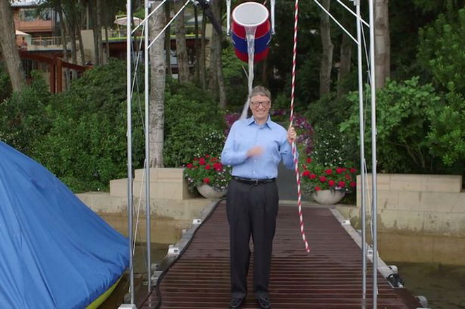 Bill Gates dội nước lạnh lên người sau lời thách từ Zuckerberg ảnh 2