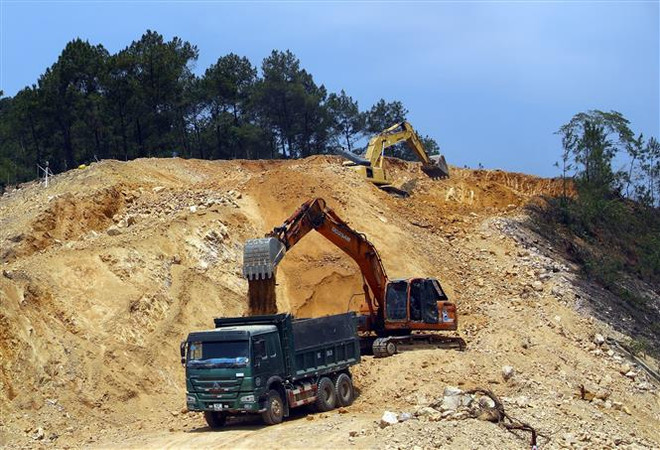 Sớm hoàn thành giải phóng mặt bằng cao tốc Bắc-Nam đoạn qua Bình Thuận ảnh 1