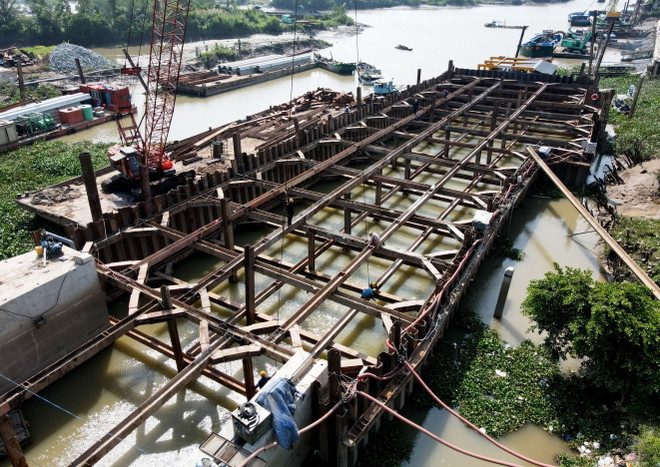 tien giang chong han man2.jpg