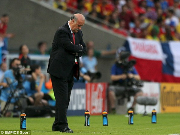 HLV Vicente del Bosque đã nói gì sau thất bại cay đắng? ảnh 1
