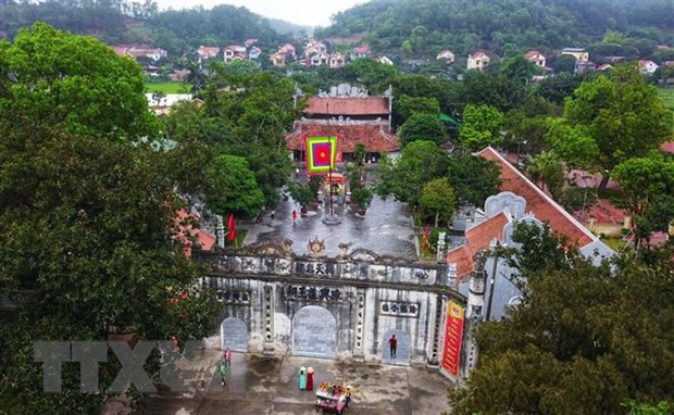Đền Kiếp Bạc thờ Anh hùng dân tộc Hưng Đạo Đại Vương Trần Quốc Tuấn và toàn thể gia quyến. (Ảnh: Thành Đạt/TTXVN) Thời điểm diễn ra lễ hội mùa Xuân Côn Sơn-Kiếp Bạc năm 2023 ảnh 1