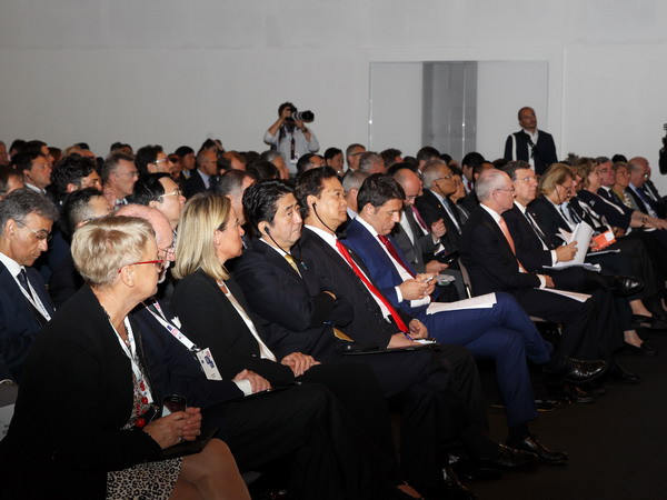 Thủ tướng dự khai mạc và phát biểu tại Hội nghị ASEM 10 ảnh 1