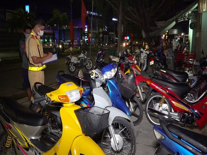 Đắk Lắk: Ngăn chặn kịp thời gần 300 thanh thiếu niên tụ tập đua xe ảnh 1