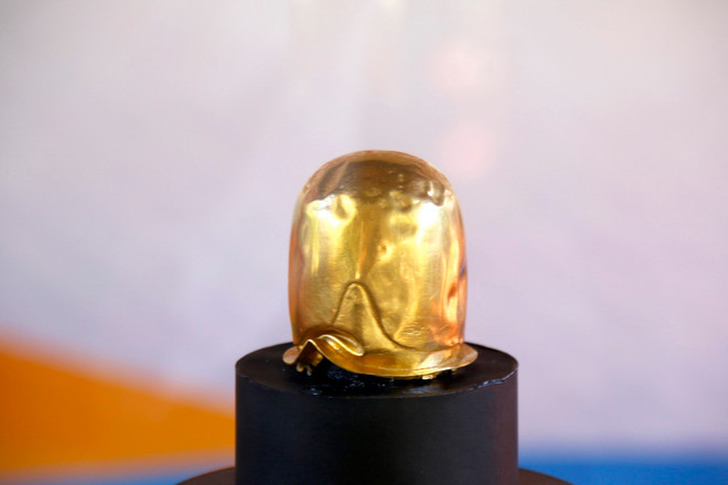 TTXVN_0910 bao vat Cham Binh Thuan Linga vang.jpg