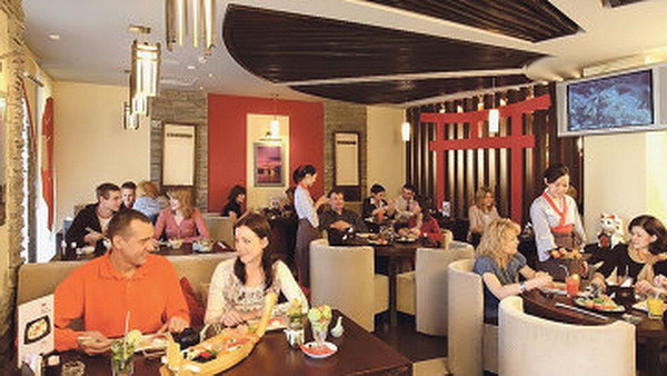 Các nhà hàng Nga lâm vào thế “bí” sau lệnh cấm nhập khẩu ảnh 1