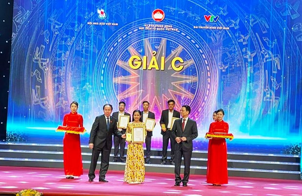 Tôn vinh 54 tác phẩm xuất sắc nhất Giải Báo chí phòng chống tham nhũng ảnh 3