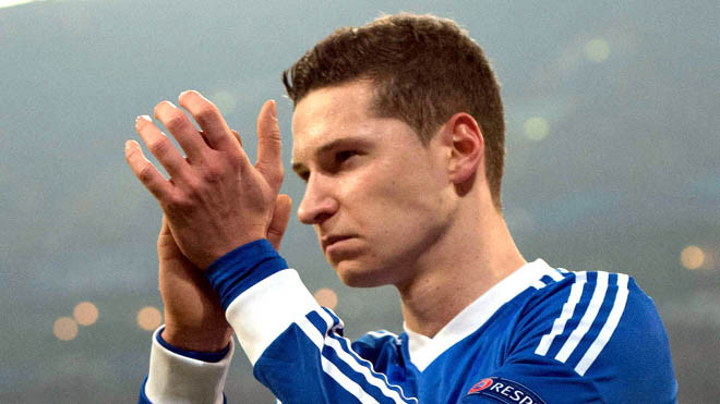 Tin tối 17/3: M.U tranh hàng Arsenal, Mourinho cay cú ảnh 1