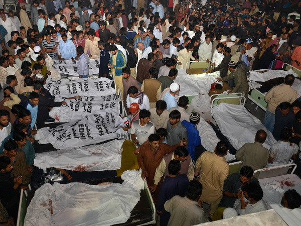 Nổ lớn tại biên giới Pakistan-Ấn Độ, hơn 175 người thương vong ảnh 1