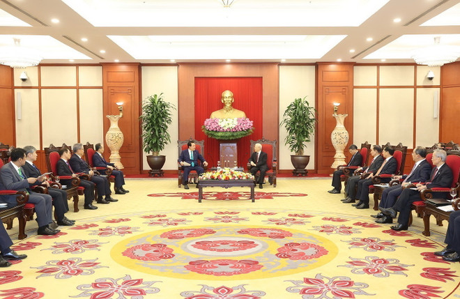 Tổng Bí thư Nguyễn Phú Trọng tiếp Tổng thống Hàn Quốc Yoon Suk Yeol. (Ảnh: Trí Dũng/TTXVN) Tổng Bí thư tiếp Tổng thống Hàn Quốc: Đồng hành để cùng phát triển ảnh 2
