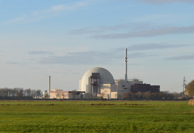 Đức thông báo kết thúc hoạt động 3 nhà máy điện hạt nhân ảnh 1