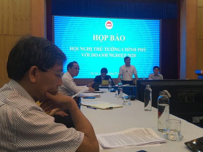 Chính phủ ‘lắng nghe’ doanh nghiệp hiến kế thúc đẩy phục hồi kinh tế ảnh 1