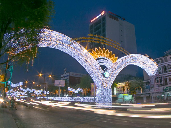 Thành phố Cần Thơ phấn đấu tăng thứ hạng năng lực cạnh tranh ảnh 1