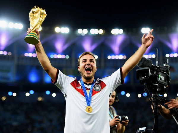 Người hùng World Cup Goetze là cầu thủ "trăm năm có một" ảnh 1
