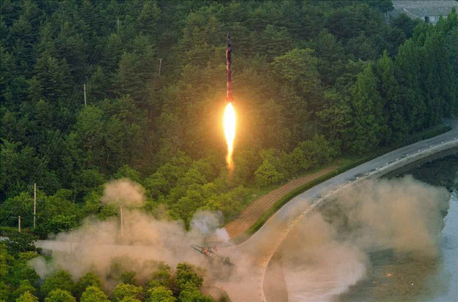 Phản ứng của Việt Nam trước việc Triều Tiên phóng tên lửa đạn đạo ảnh 1