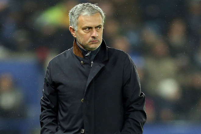 Lãnh đạo Chelsea họp khẩn quyết định tương lai Jose Mourinho ảnh 1