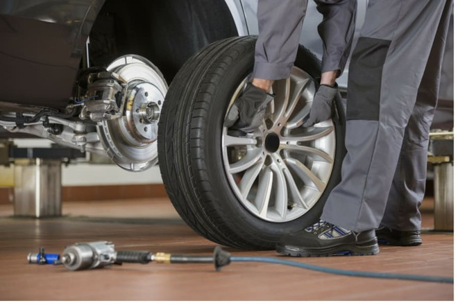 Để 'xế hộp' khỏe mạnh đi chơi Tết, người chủ xe cần lưu ý những gì? ảnh 3