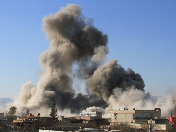 Syria: Hơn 40 người thiệt mạng do không kích trong 24 giờ ảnh 1