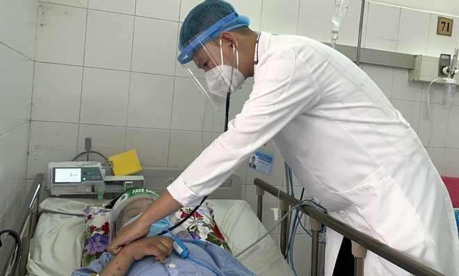 Phẫu thuật thành công bệnh nhân bị tắc động mạch khoeo kèm bệnh lý tim ảnh 1