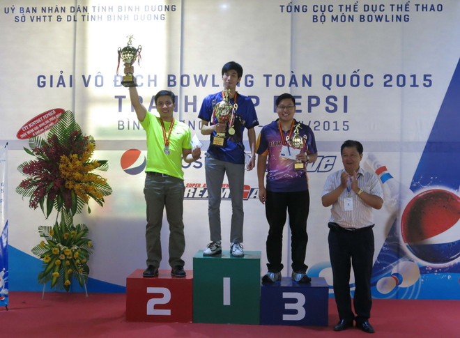 Bình Dương giành ngôi nhất toàn đoàn Giải vô địch Bowling 2015 ảnh 1