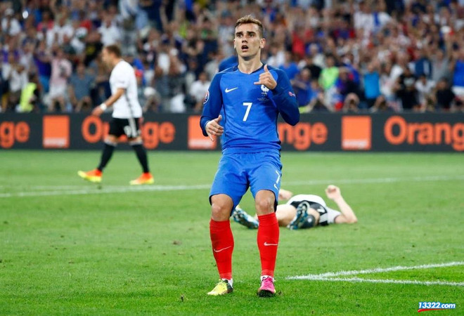 Những khoảnh khắc hay nhất và tệ nhất vòng chung kết EURO 2016 ảnh 7