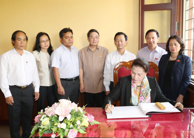 Chủ tịch Quốc hội Nguyễn Thị Kim Ngân làm việc tại tỉnh Gia Lai ảnh 1