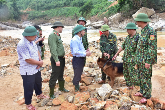 Rào Trăng 3: Đưa thân nhân vào hiện trường giám sát việc tìm kiếm ảnh 1